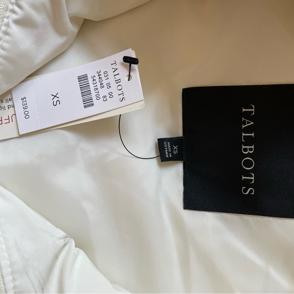 TALBOTS Cream puffer vest with tan faux fur collar size XS. - Picture 4 of 7